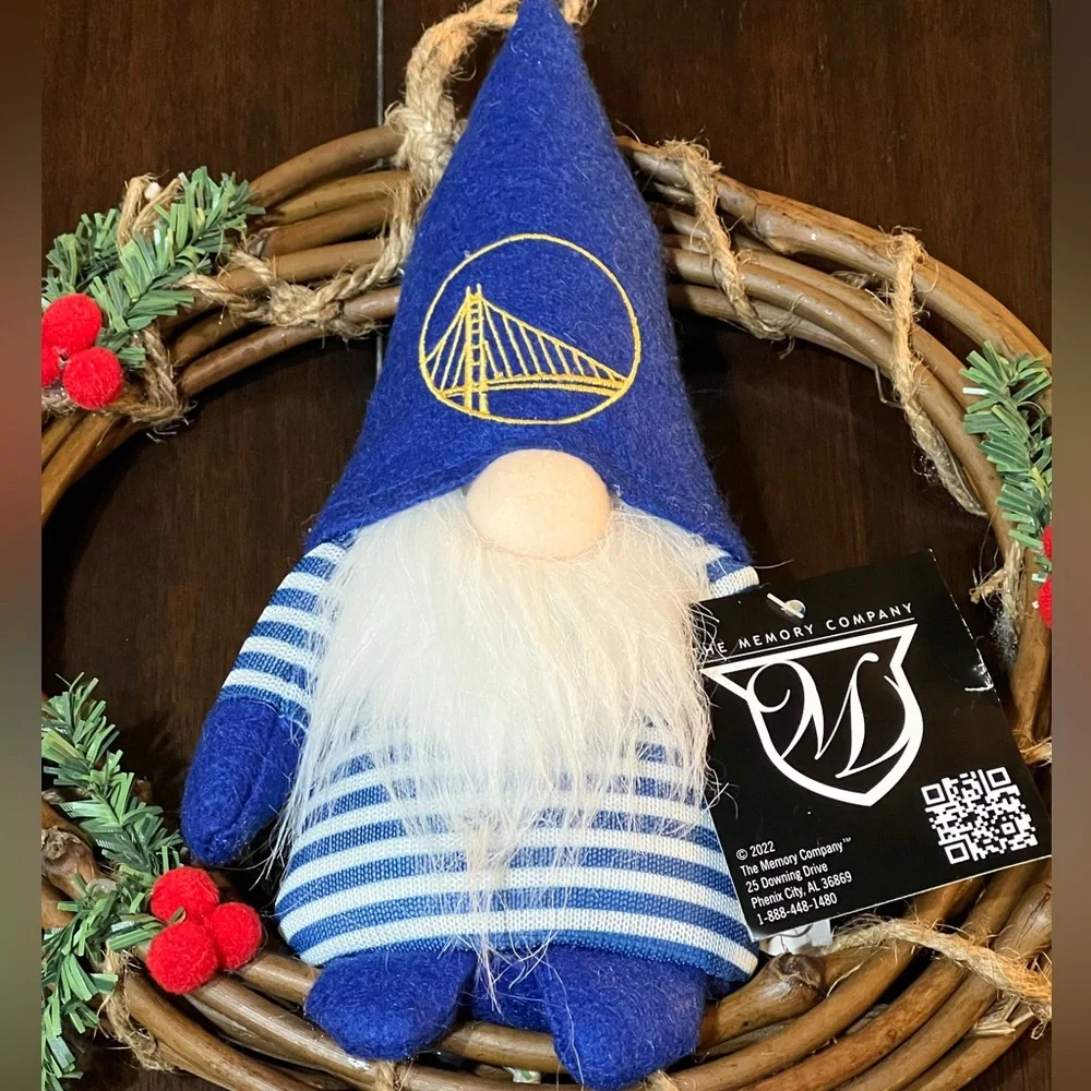 NWT The Memory Company 10” Golden State Warriors GSW NBA Christmas Wreath Gnome